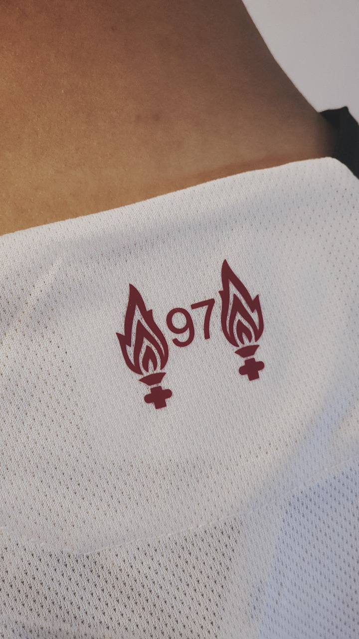 Liverpool F.C 2025-26 Away Kit – Player Edition - Image 3